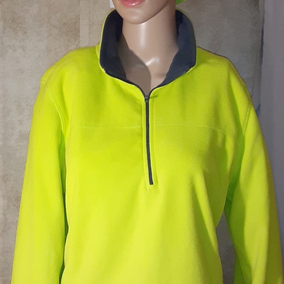 JACKET & HAT NEON GREEN FLEECE - Picture 2 of 5